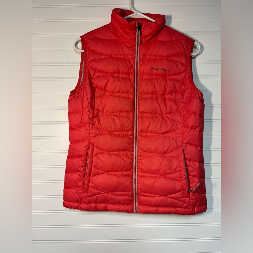 Eddie Bauer Women’s Pink Puffer Vest S Down Lightweight Full Zip Quilted Cozy